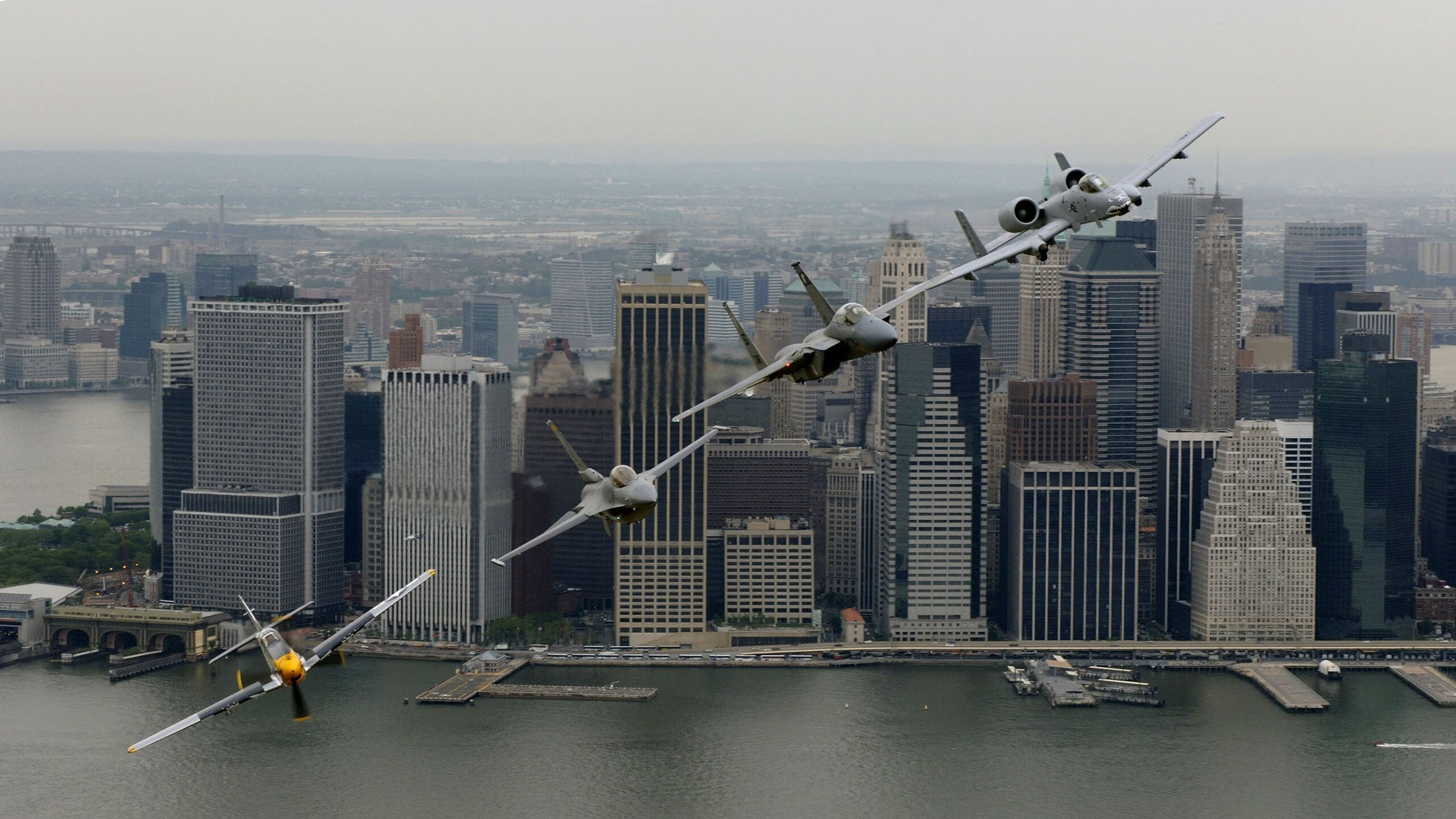 乐鱼官网-瑞士蝶泳新秀挑战赛场，蝶泳教练凯瑞