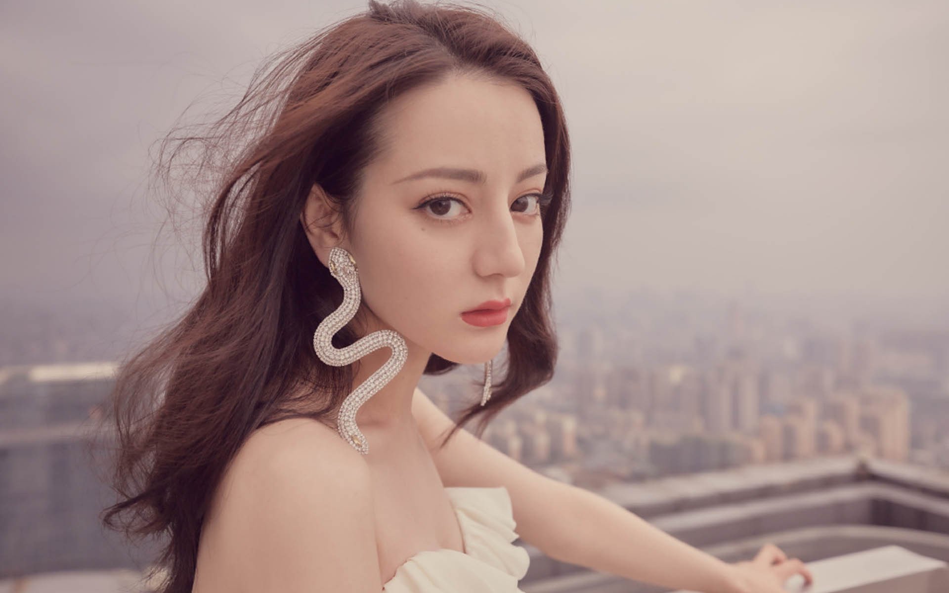 青少年篮球手册发布提供科学训练建议与心理建设方法,青少年篮球技术训练的基本要求